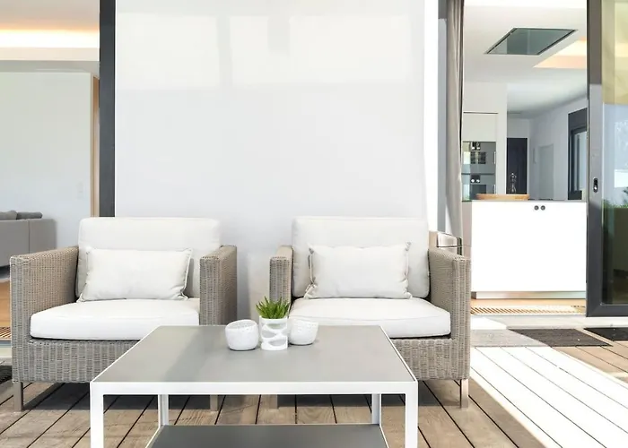 Costabella بيت للعطل